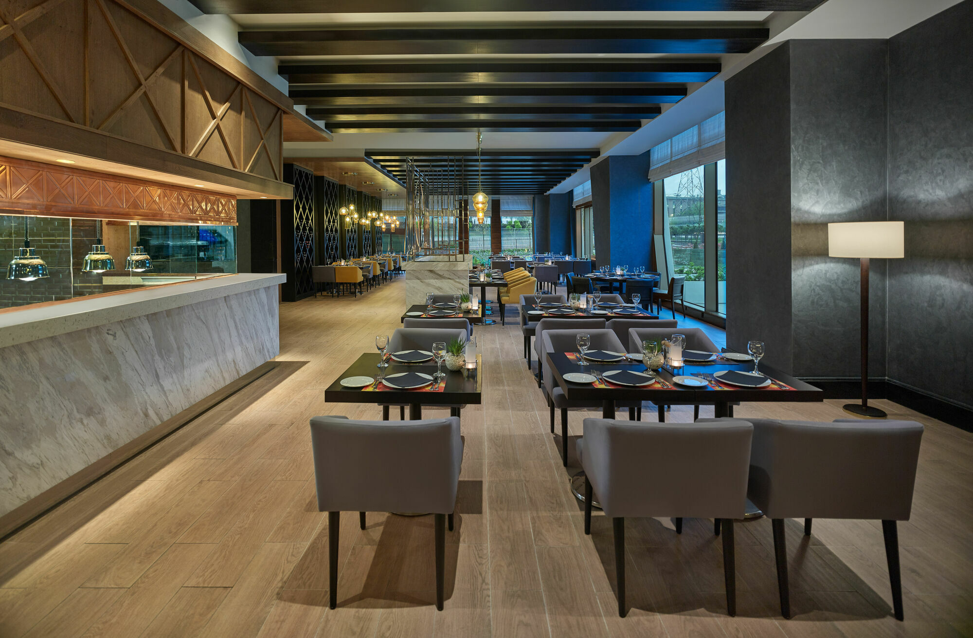 Elite World Grand Istanbul Basin Ekspres Hotel Exterior photo The restaurant